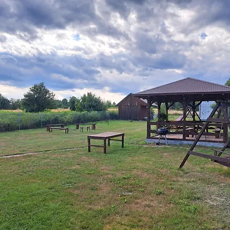 Agroturystyka Pod Placzacym Kamieniem Jozefow  Exterior photo